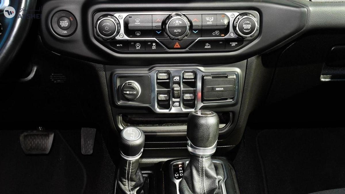 Jeep Wrangler SAHARA Canadian Specs-10-10