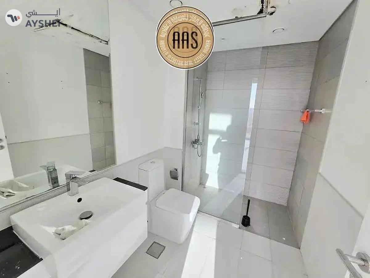 Spacious! Luxurious 2BHK Ready to Move Only in 82.5k/yr-4-4