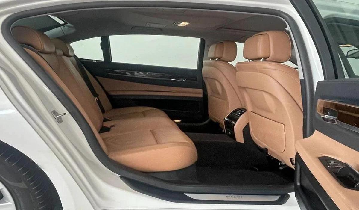 BMW 740Li V6 GCC SPECS - EXCELLENT CONDITION-10-10
