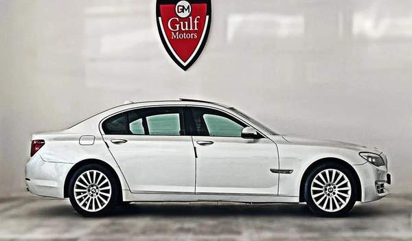 BMW 740Li V6 GCC SPECS - EXCELLENT CONDITION