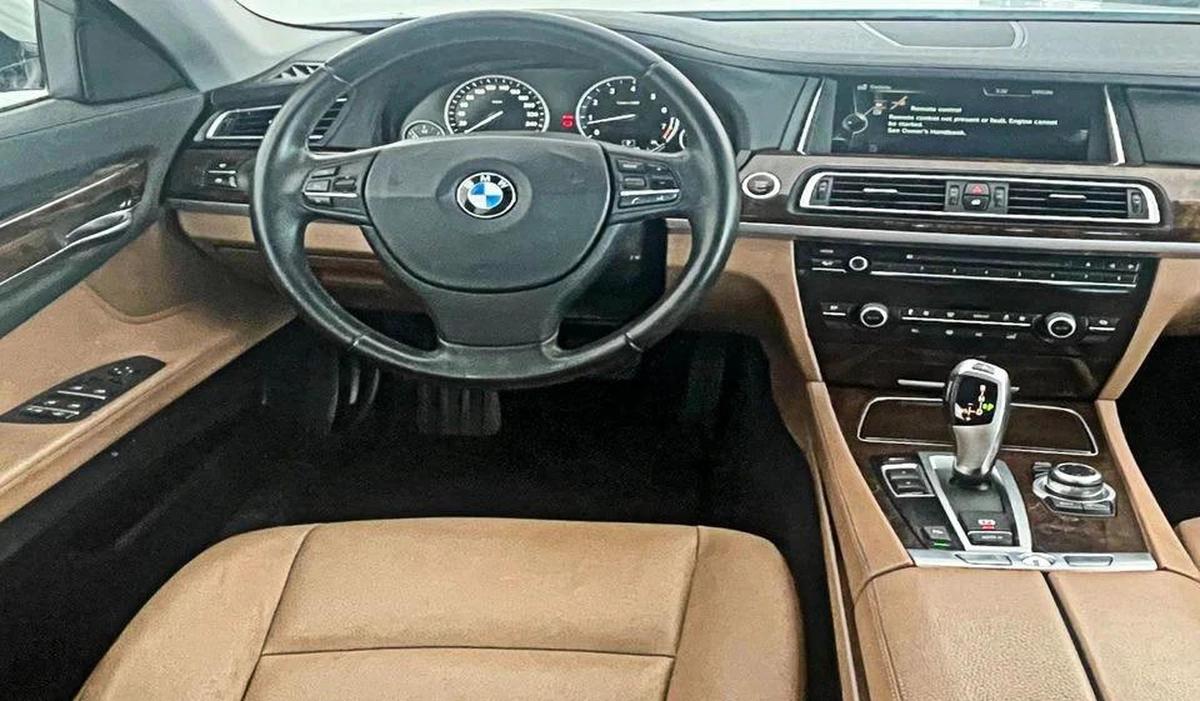 BMW 740Li V6 GCC SPECS - EXCELLENT CONDITION-5-5