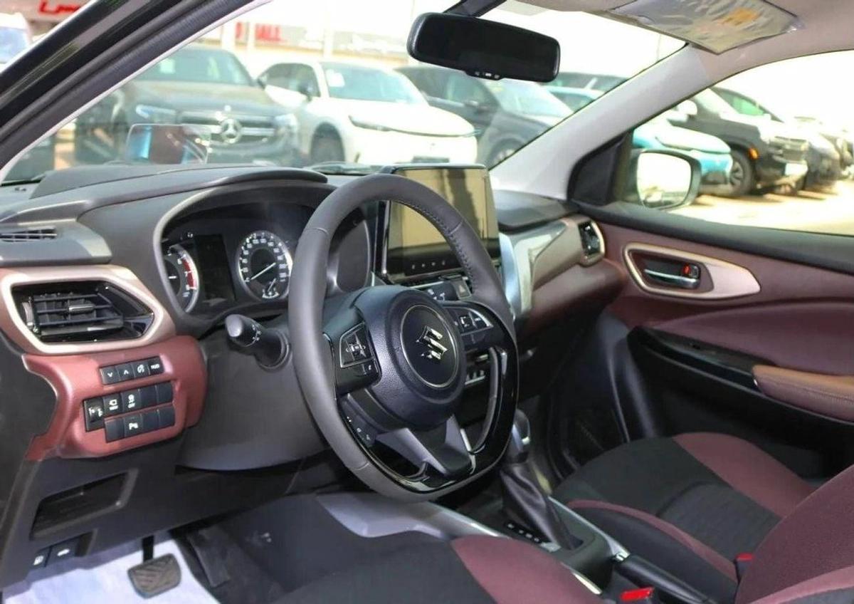 Suzuki Fronx GLX 1.5P AT MY2024 – BLUISH BLACK PEARL-9-9