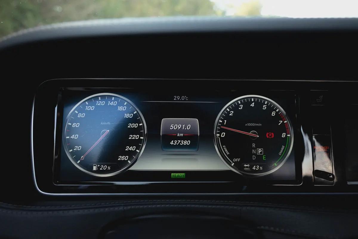 Mercedes-Benz S400H | Hybrid | Japan Specs | REF#M47503-14-14
