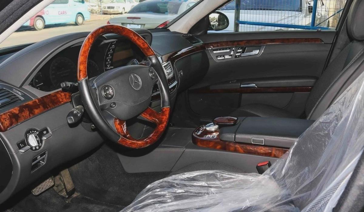 Mercedes Benz S600 LARGE-3-3