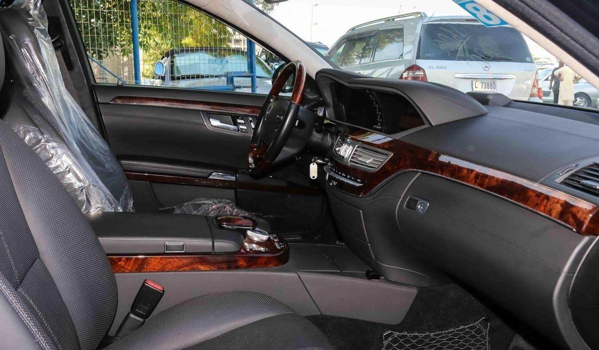 Mercedes Benz S600 LARGE-7-7
