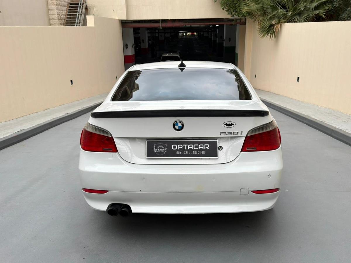 Gulf Specs 2006 BMW 530i 3.0Litre Inline-6 Cylinder-12-12