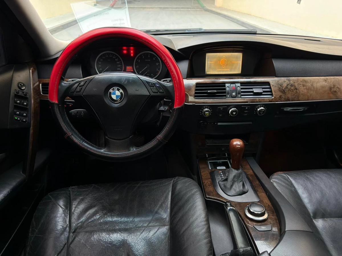 Gulf Specs 2006 BMW 530i 3.0Litre Inline-6 Cylinder-16-16