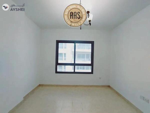 In prime location Near to mulla plaza huge 2bhk with all amenities