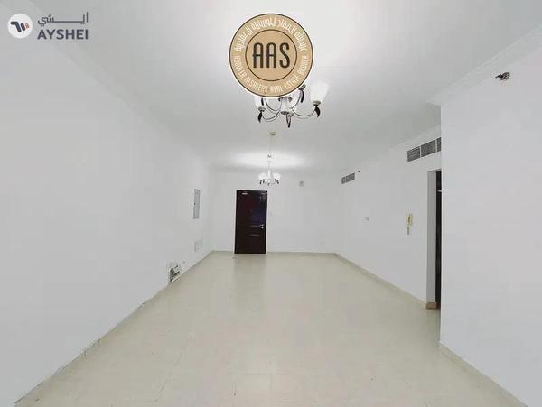 In prime location Near to mulla plaza huge 2bhk with all amenities