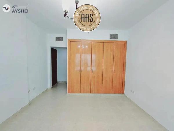 In prime location Near to mulla plaza huge 2bhk with all amenities