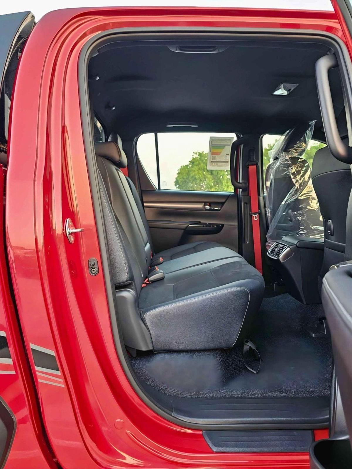 Toyota Hilux GR SPORT DUAL TONE /4.0L V6 PETROL / BLIND SPOT / 360*CAMERA / DRIVER PWR SEATS (CODE#H4GRY)-8-8