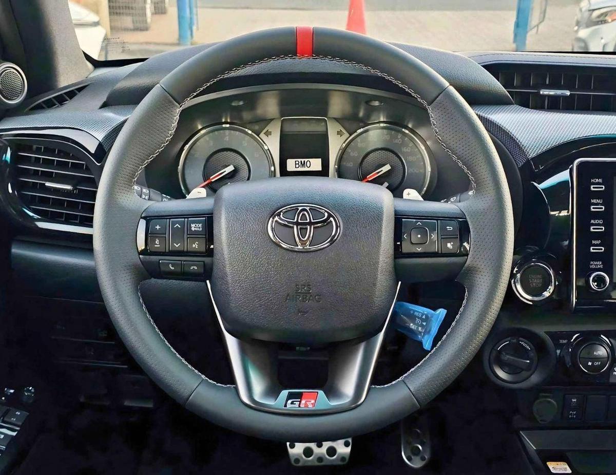 Toyota Hilux GR SPORT DUAL TONE /4.0L V6 PETROL / BLIND SPOT / 360*CAMERA / DRIVER PWR SEATS (CODE#H4GRY)-10-10