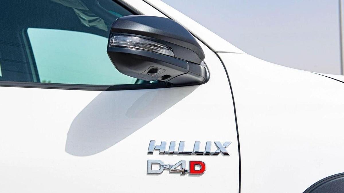 Toyota Hilux HILUX ADVENTURE 4.0L PETROL FOLL OPTION-8-8