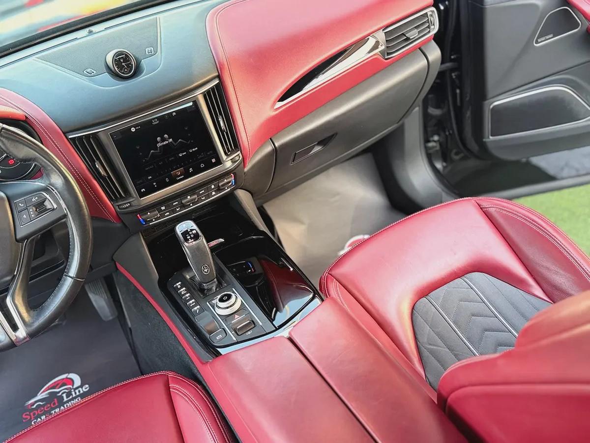 Maserati Levant Q4 Gcc Full Service History Super Condition-11-11