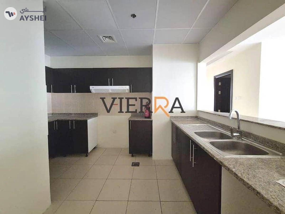 Mazaya 29, Queue Point, Liwan, Dubai-3-3