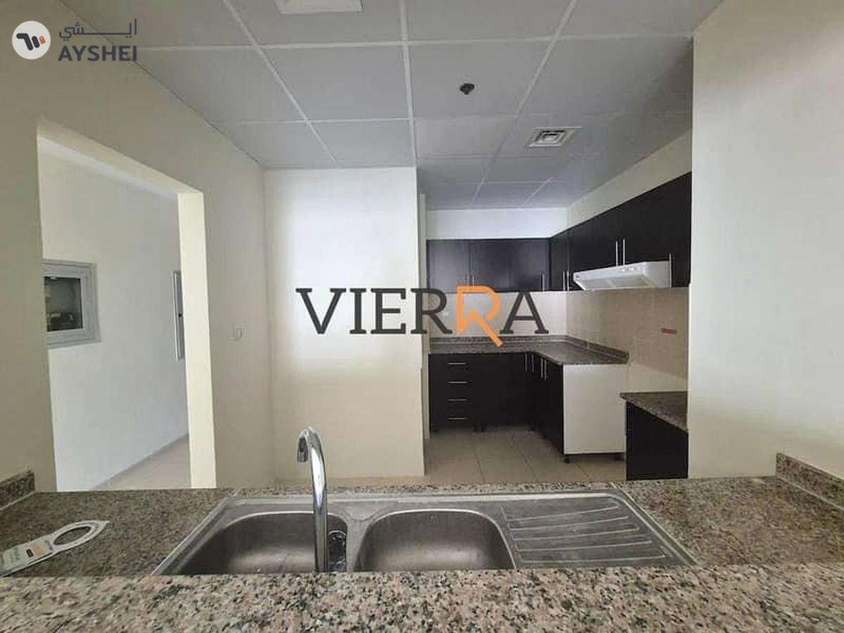 Mazaya 29, Queue Point, Liwan, Dubai-4-4