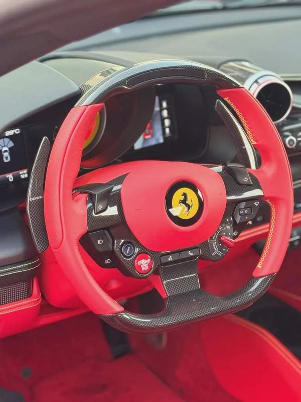 Ferrari F8 TRIBUTO 2022 low mileage full carbon full service history