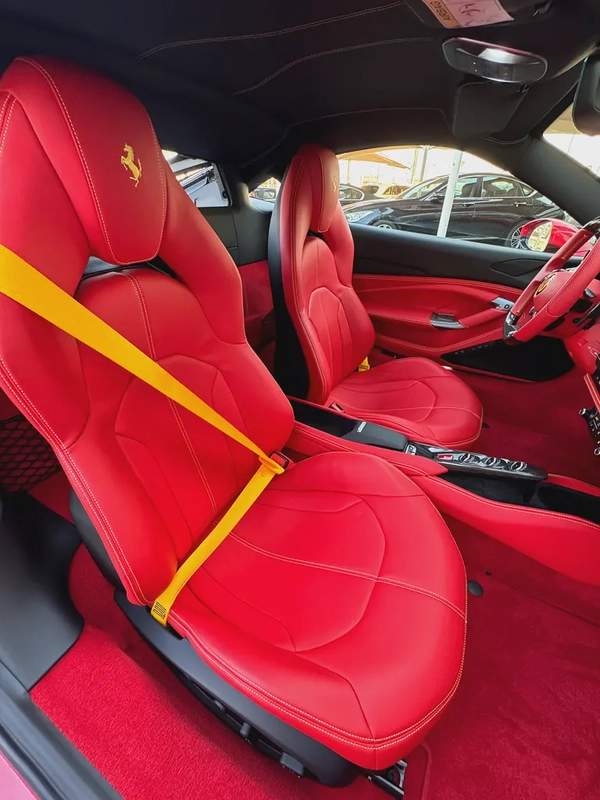 Ferrari F8 TRIBUTO 2022 low mileage full carbon full service history