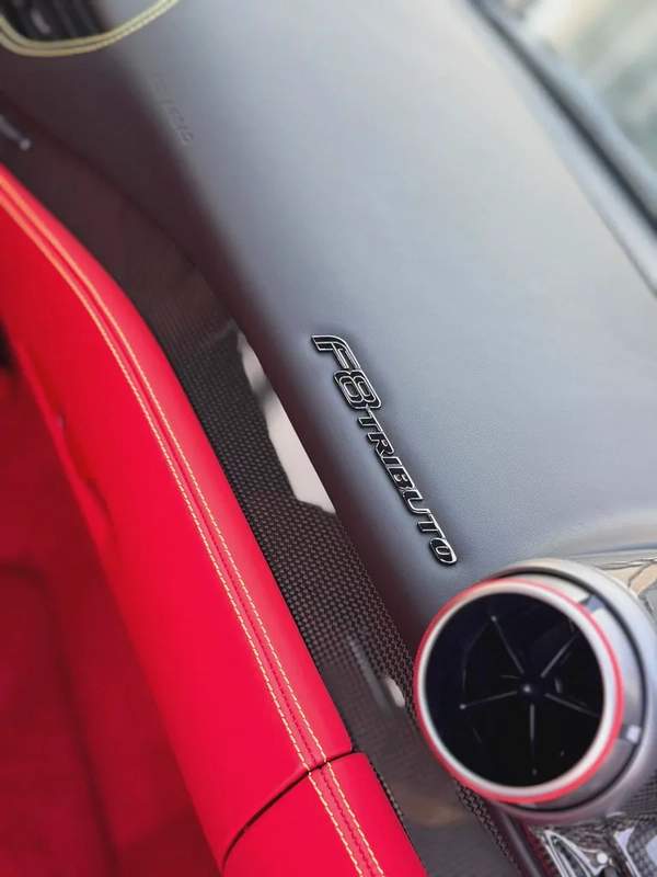 Ferrari F8 TRIBUTO 2022 low mileage full carbon full service history