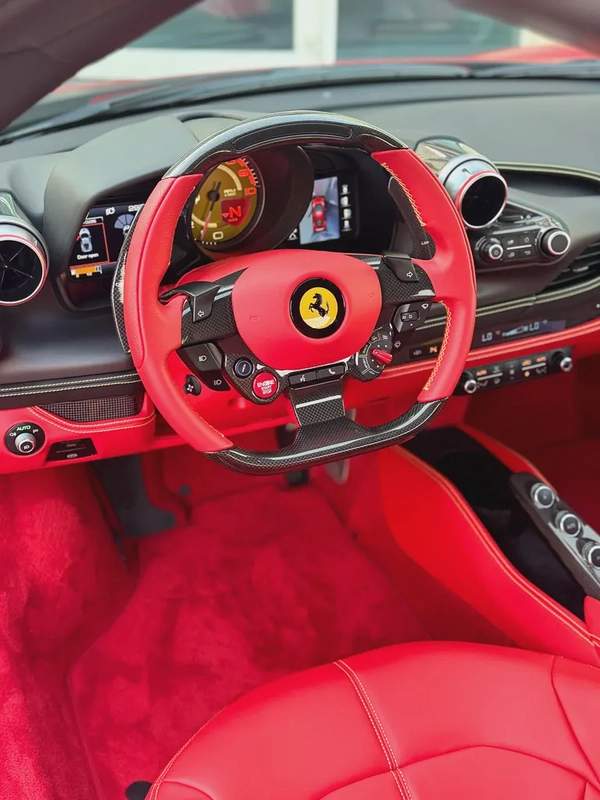 Ferrari F8 TRIBUTO 2022 low mileage full carbon full service history