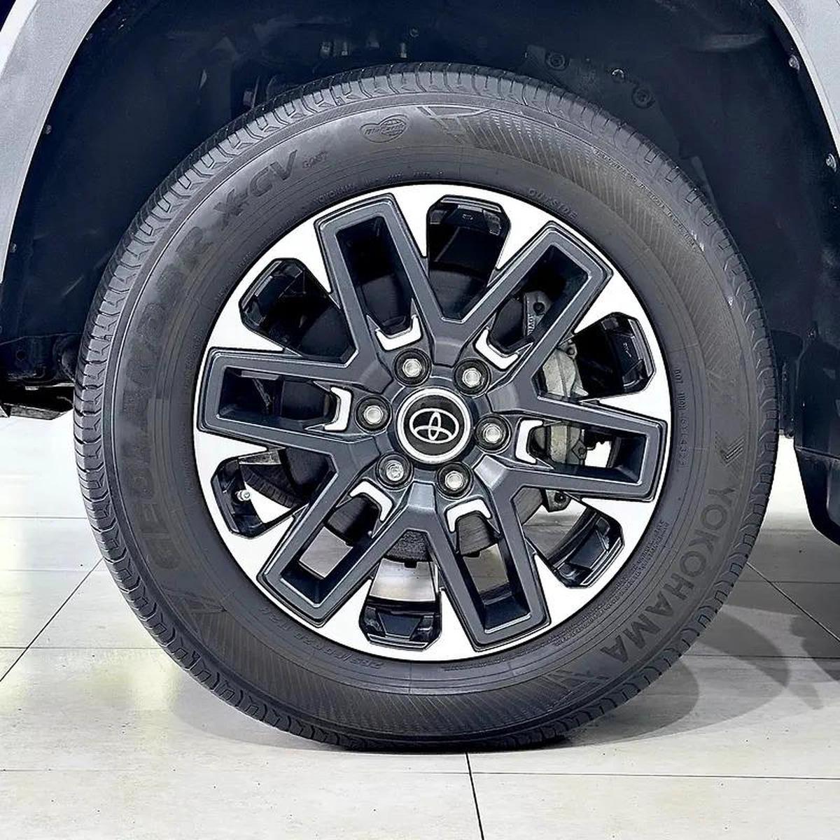 2023 Toyota Tundra Limited-6-6