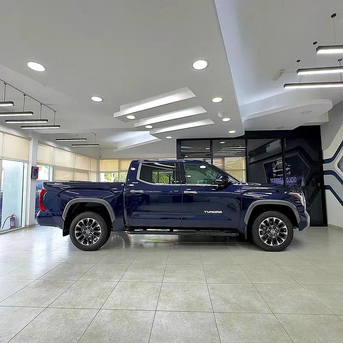 2023 Toyota Tundra Limited-1-1