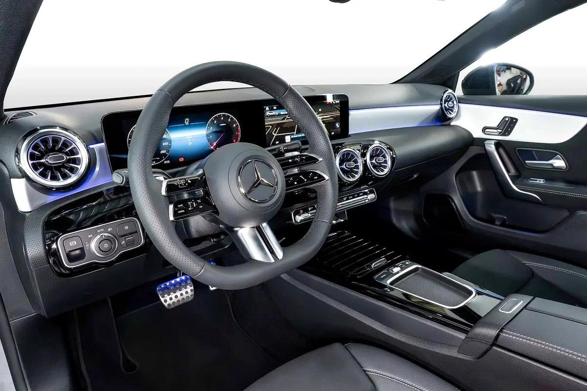 0% Downpayment | Mercedes-Benz Service and Warranty Package | AED 2,443 P/M-9-9