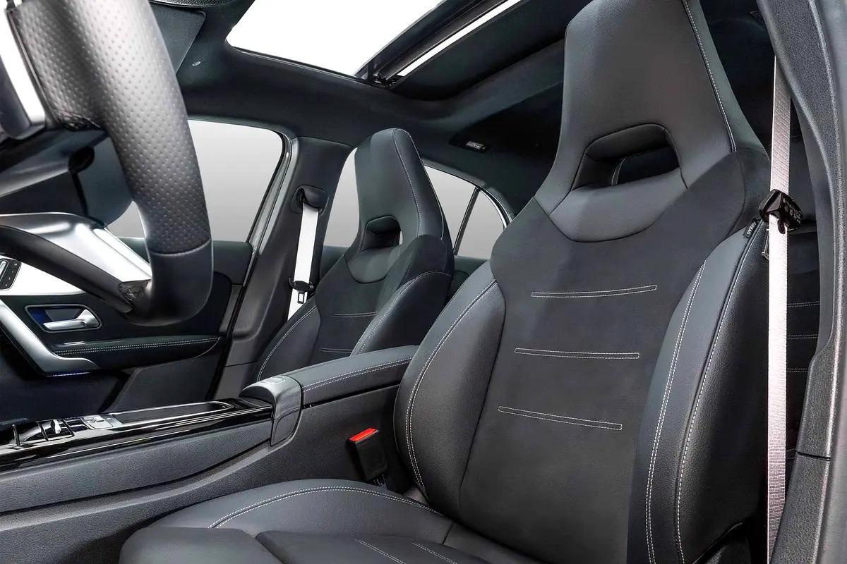 0% Downpayment | Mercedes-Benz Service and Warranty Package | AED 2,443 P/M-10-10