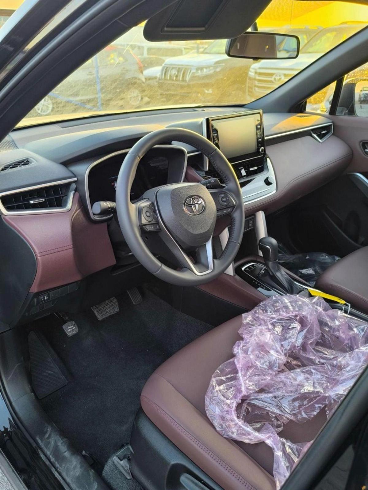 Toyota Corolla Cross CROLLA CROSS 1.8L HYBRID 2024-8-8