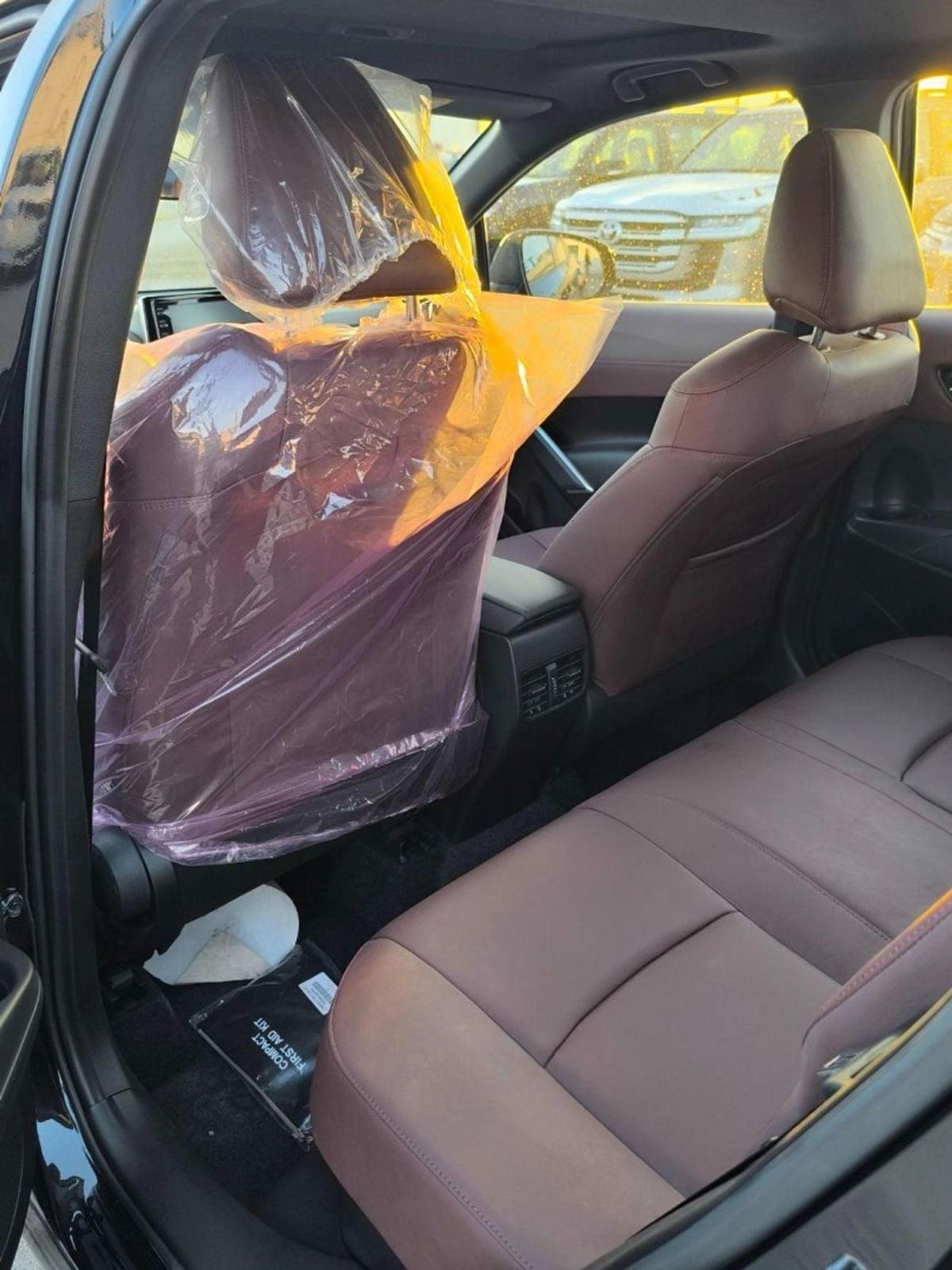 Toyota Corolla Cross CROLLA CROSS 1.8L HYBRID 2024-9-9