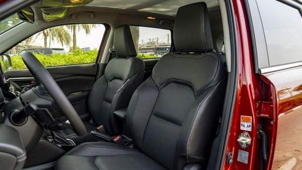 Suzuki Grand Vitara (LHD) SUZUKI GRAND VITARA GLX 1.5P HEV AT 4X4 MY2025 – RED