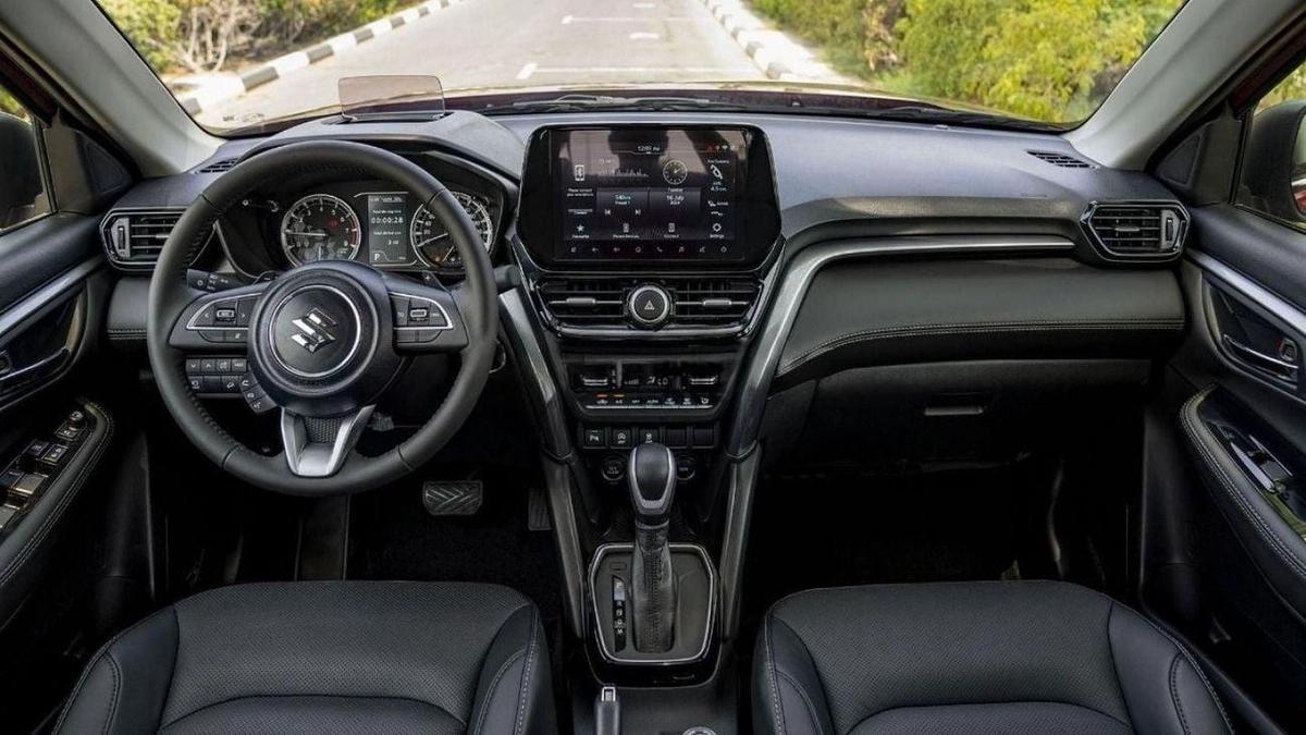 Suzuki Grand Vitara (LHD) SUZUKI GRAND VITARA GLX 1.5P HEV AT 4X4 MY2025 – RED-16-16