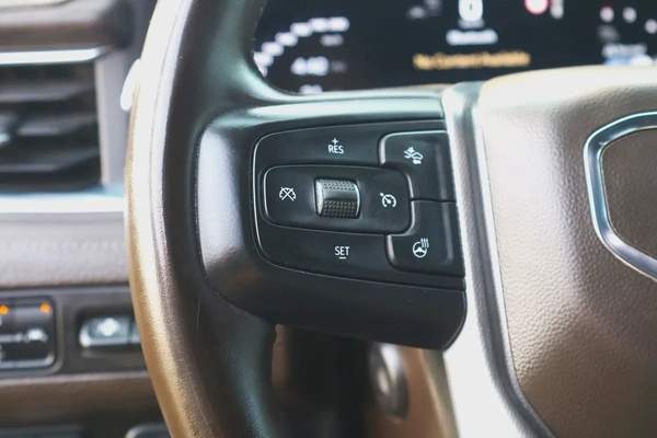 GMC Yukon Denali 2023 – Full Option – GCC Specs – Original Paint