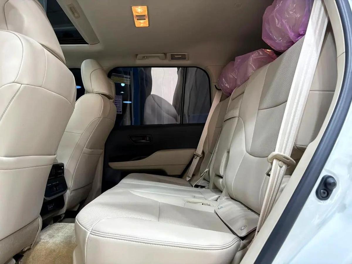 TOYOTA LANDCRUISER GX.R 2024 MODEL-9-9