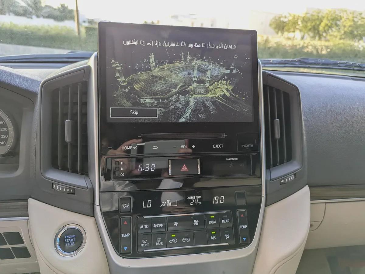 Toyota Land Cruiser GXR 2020 Facelifted 2025 - GCC Specs - Excellent Condition-8-8