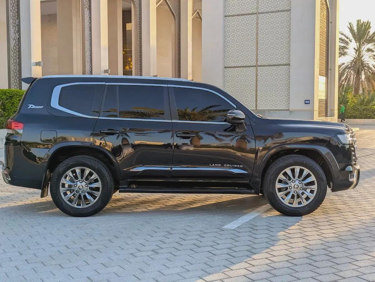 Toyota Land Cruiser GXR 2020 Facelifted 2025 - GCC Specs - Excellent Condition-14-14