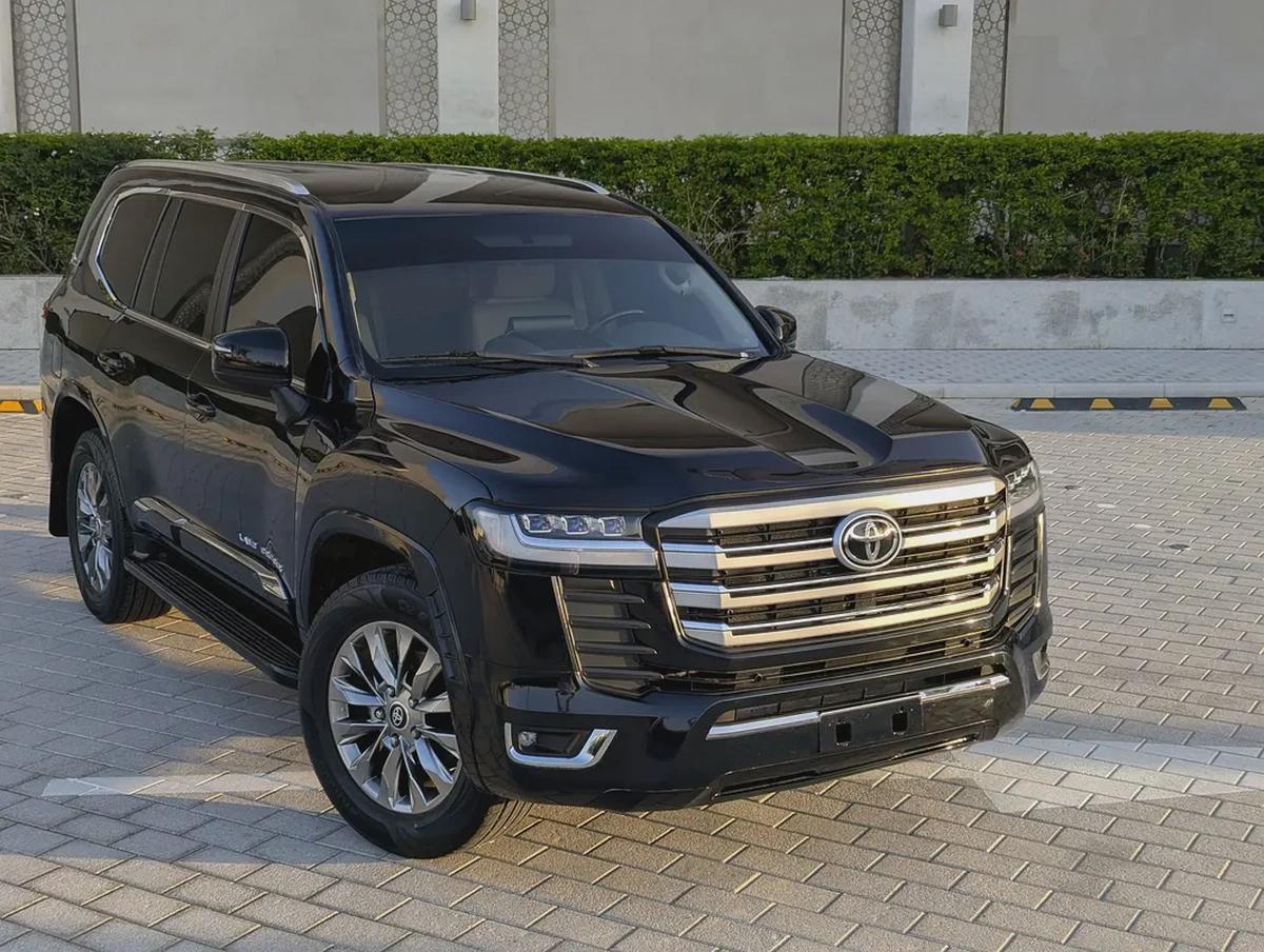 Toyota Land Cruiser GXR 2020 Facelifted 2025 - GCC Specs - Excellent Condition-18-18