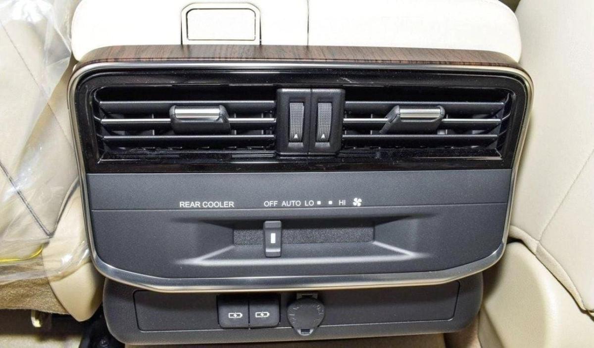 Toyota Land Cruiser Toyota Land Cruiser GXR 4.0L Petrol V6 2025-14-14