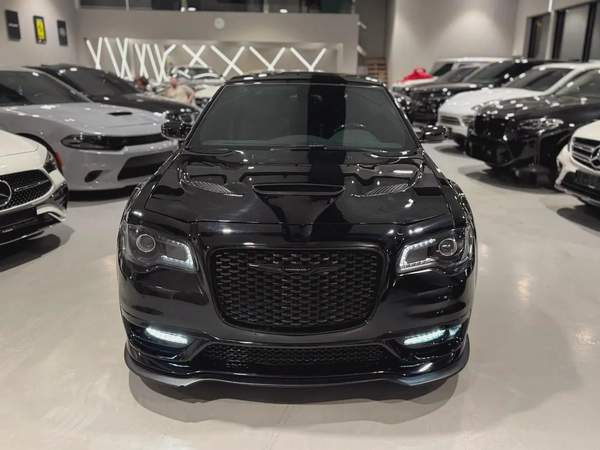 Chrysler 300S | 2016 | V6 | Luxury Sport Sedan | Excellent Condition.
