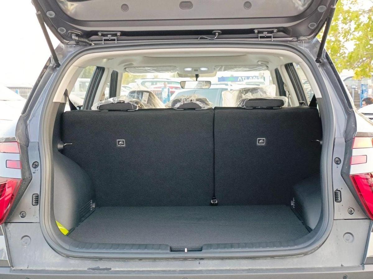 Hyundai Creta PREMIER PLUS/1.5L V4 A/T/FULL OPTION/8" DISPLAY AUDIO/RR CAMERA/PUSH START PANAROMIC SUNROOF/CODE# C-5-5