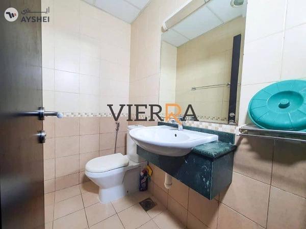 Mazaya 25, Queue Point, Liwan, Dubai