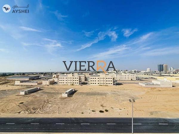 Mazaya 25, Queue Point, Liwan, Dubai