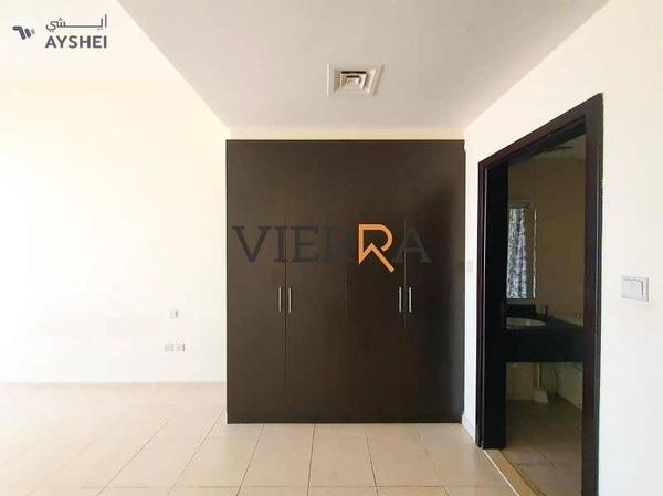 Mazaya 25, Queue Point, Liwan, Dubai