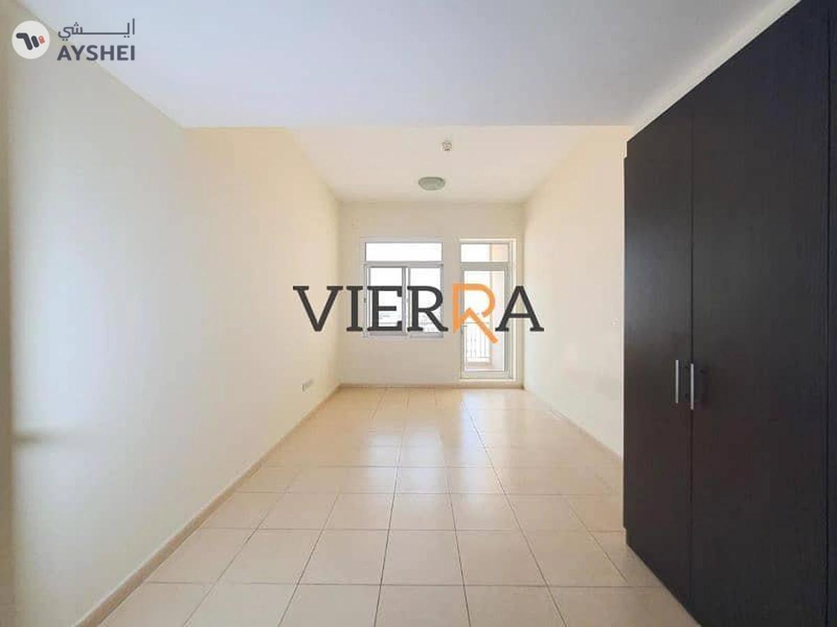 Mazaya 25, Queue Point, Liwan, Dubai-9-9