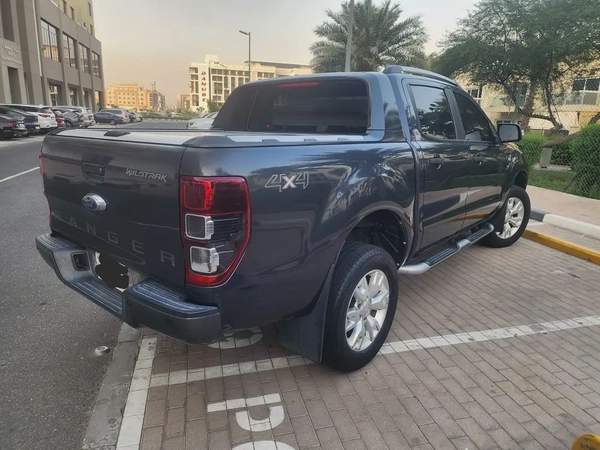 4X4 DIESEL 2015 Ford Ranger 3.2L || GCC Specs ||Well maintained single owner used