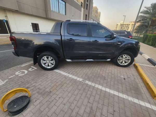 4X4 DIESEL 2015 Ford Ranger 3.2L || GCC Specs ||Well maintained single owner used