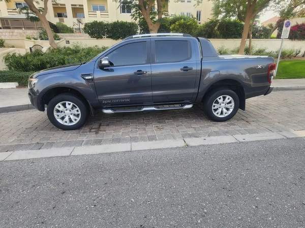 4X4 DIESEL 2015 Ford Ranger 3.2L || GCC Specs ||Well maintained single owner used
