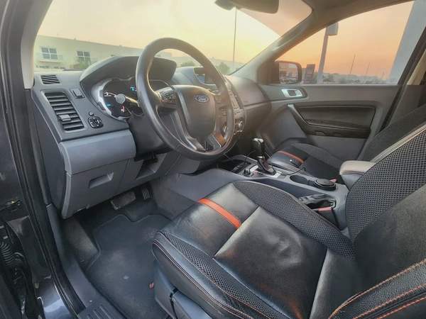 4X4 DIESEL 2015 Ford Ranger 3.2L || GCC Specs ||Well maintained single owner used