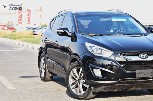 HYUNDAI TUCSON 2015 EMI STARTS AT 1575 AVAILABLE ON ZERO DOWNPAYMENT BANK FINANCE AND CASH
