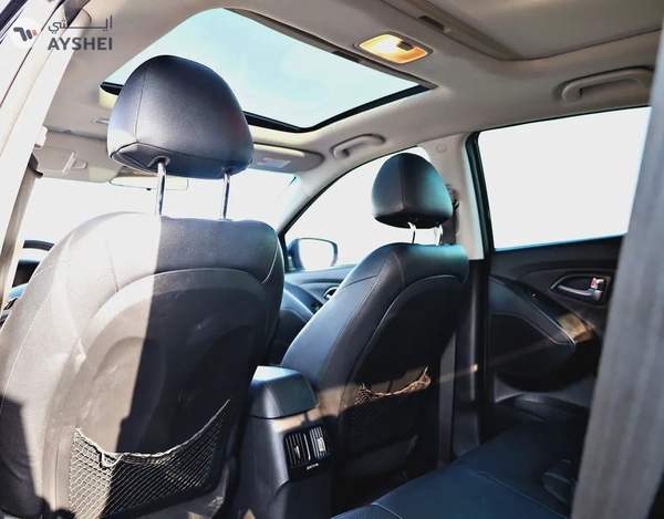 HYUNDAI TUCSON 2015 EMI STARTS AT 1575 AVAILABLE ON ZERO DOWNPAYMENT BANK FINANCE AND CASH